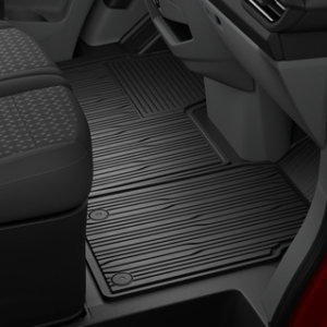 Tepih, spredaj gumiran, črn